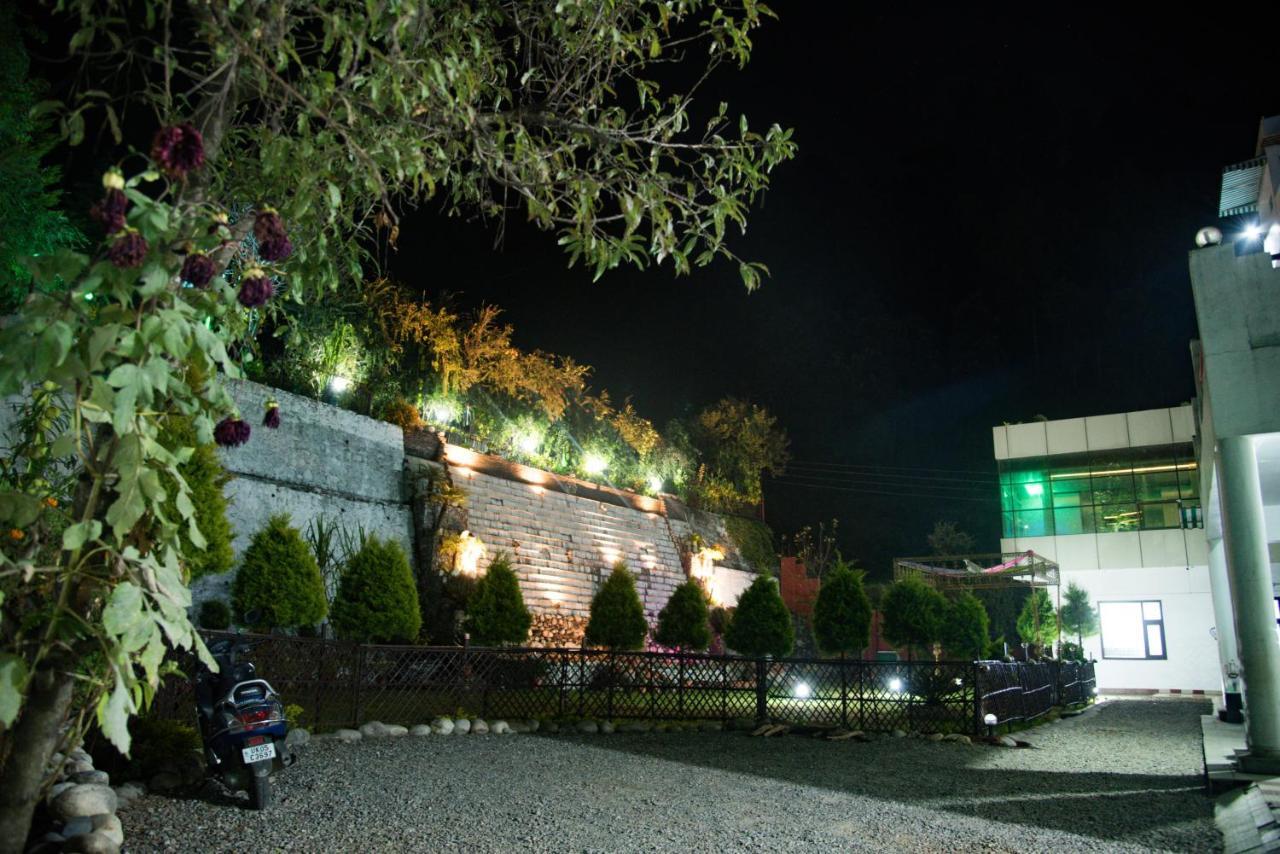 Sumeru Resort Pithorāgarh Eksteriør bilde